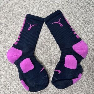 Nike Elite Breast Cancer Basketball Football Workout Socks (Men’s Size 6-8 M)